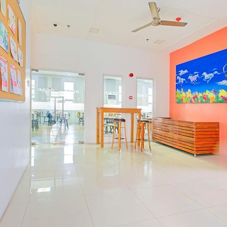 Collection O 1318 Residences, University Belt, Metro Manila Dış mekan fotoğraf