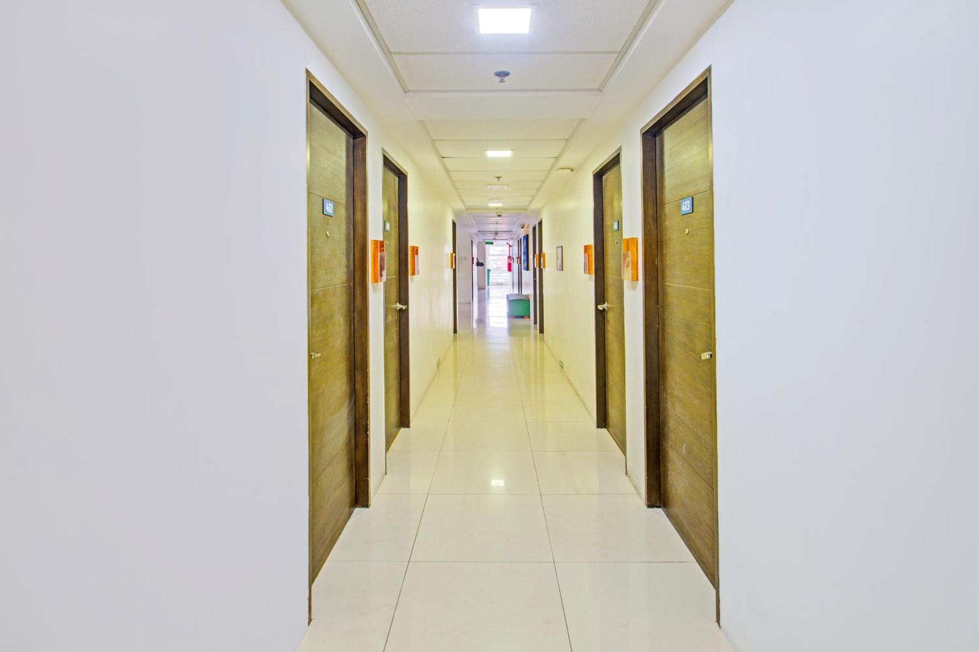 Collection O 1318 Residences, University Belt, Metro Manila Dış mekan fotoğraf